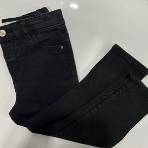 ZARA BLACK SKINNY DENIMS